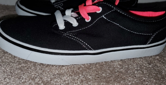 Brand new ladies two lace canvas shoe - Picture 2 of 7